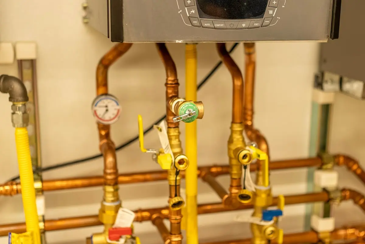 Licensed technician providing Water Heater Installation for a homeowner in Olivehurst